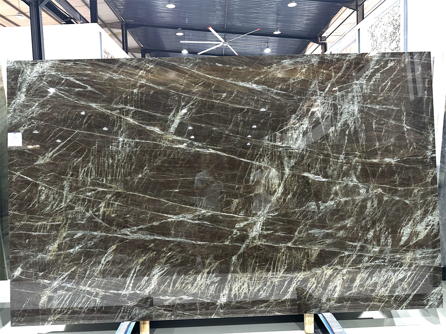 Madeirus Quartzite slab - full view of brown quartzite slab