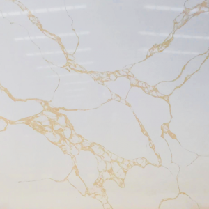 SG013 Golden Spider quartz close-up - golden veining on polished quartz surface